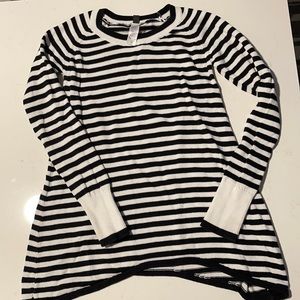 Ivivva Black & White Sweater 8